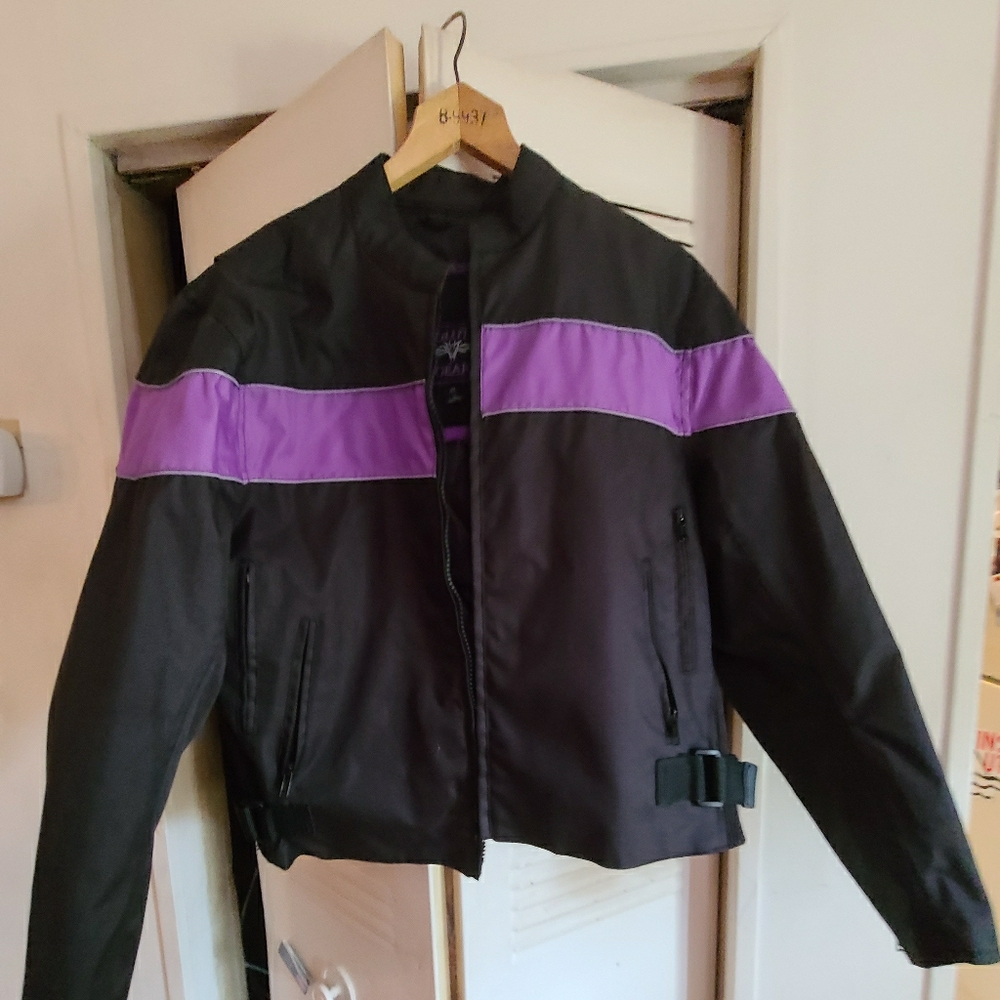 Women's biker jacket